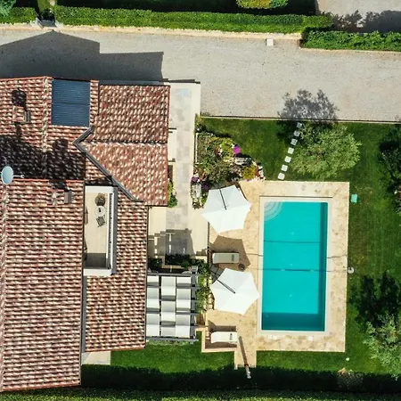 Elizabet Villa Kaštelir